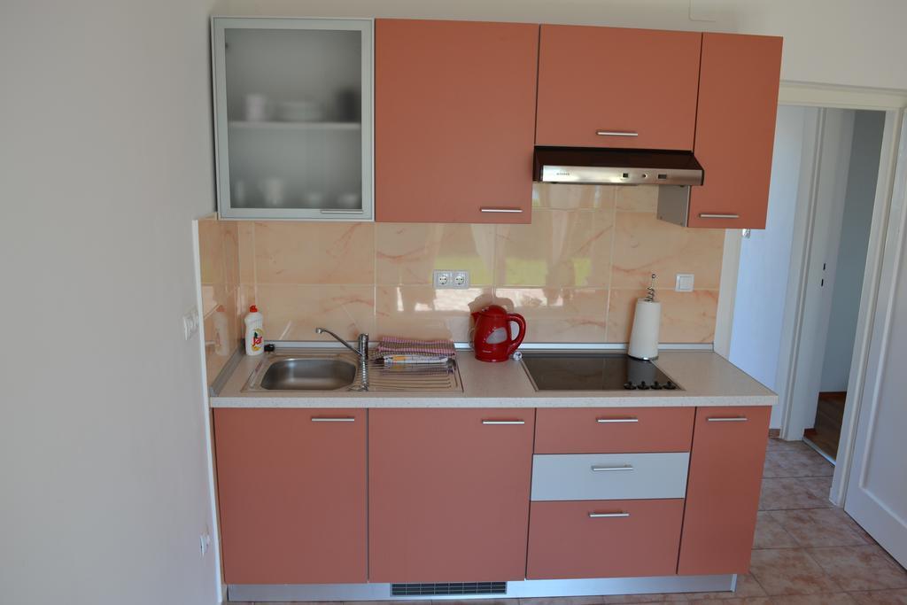 Apartments Lungomare Umag Ruang foto